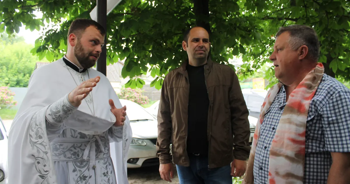 У Дергачах є Православна Церква України. Спочатку її могло і не бути. Розповідаємо її шлях від конфлікту з Московським патріархатом та служб над супермаркетом до міцної спільноти вірян.