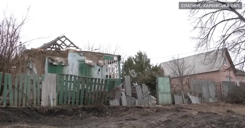 Фрагмент відео У Прудянському та Слатинському старостинських округах триває реалізація проєкту встановлення модульних будинків для нужденних українців, які постраждали від російської агресії.