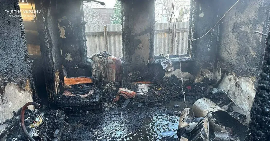 У Слатине на згарищі знайшли обгоріле тіло чоловіка Тіло людини виявили рятувальники під час ліквідації пожежі в житловому будинку на вул. Черняховського.