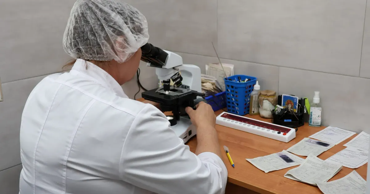 Фото Дергачівської міської ради У Дергачах відчинила свої двері нова клініко-діагностична лабораторія. Працюватиме вона на базі Дергачівської центральної лікарні.