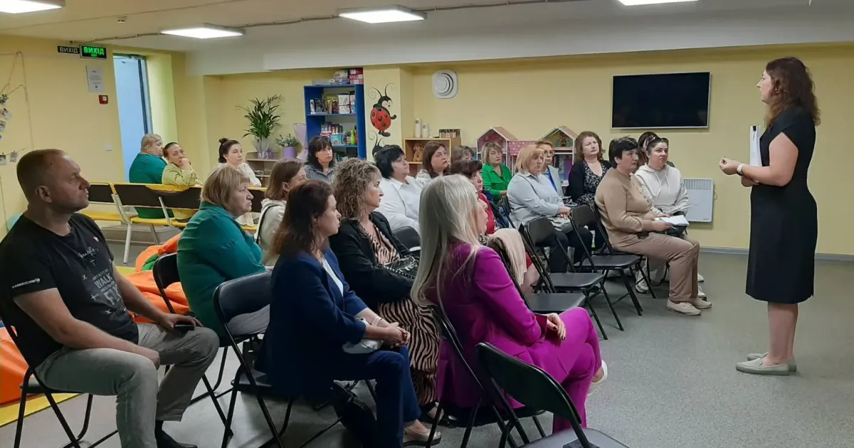 Фото Управління освіти, культури, молоді та спорту Дергачівської міської ради Відбулася нарада керівників закладів освіти та культури Дергачівської міської ради за участю представників виконавчих органів влади та профспілки. Заслухали результати служби держаудиту.